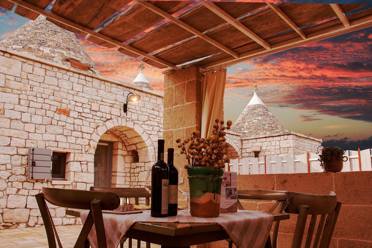 Navolte Trulli E Quiete Con Piscina Locorotondo Exterior foto
