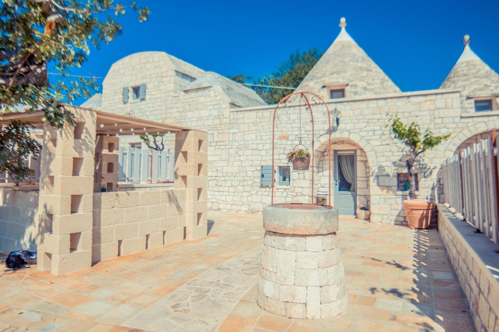 Navolte Trulli E Quiete Con Piscina Locorotondo Exterior foto