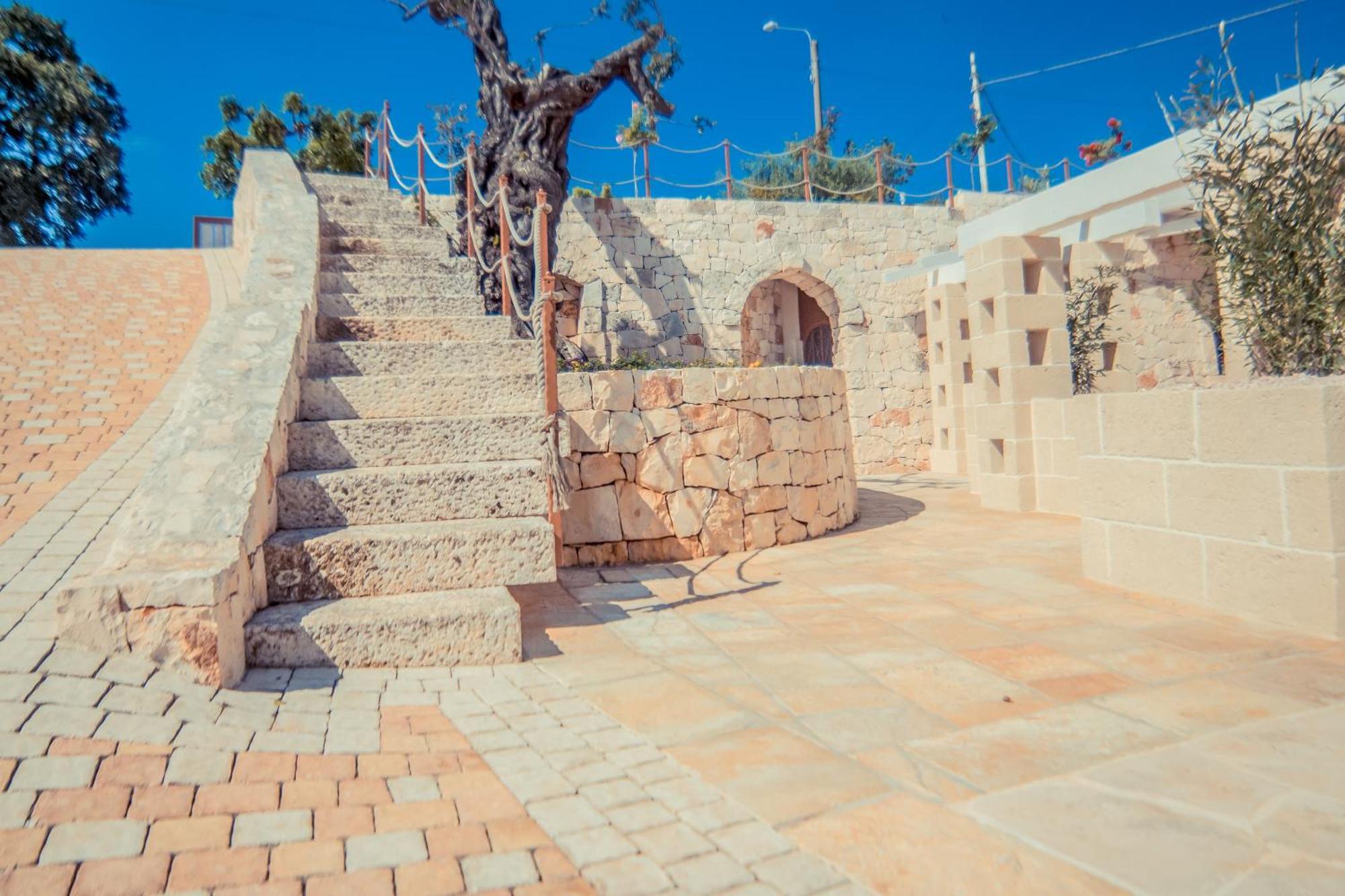 Navolte Trulli E Quiete Con Piscina Locorotondo Exterior foto