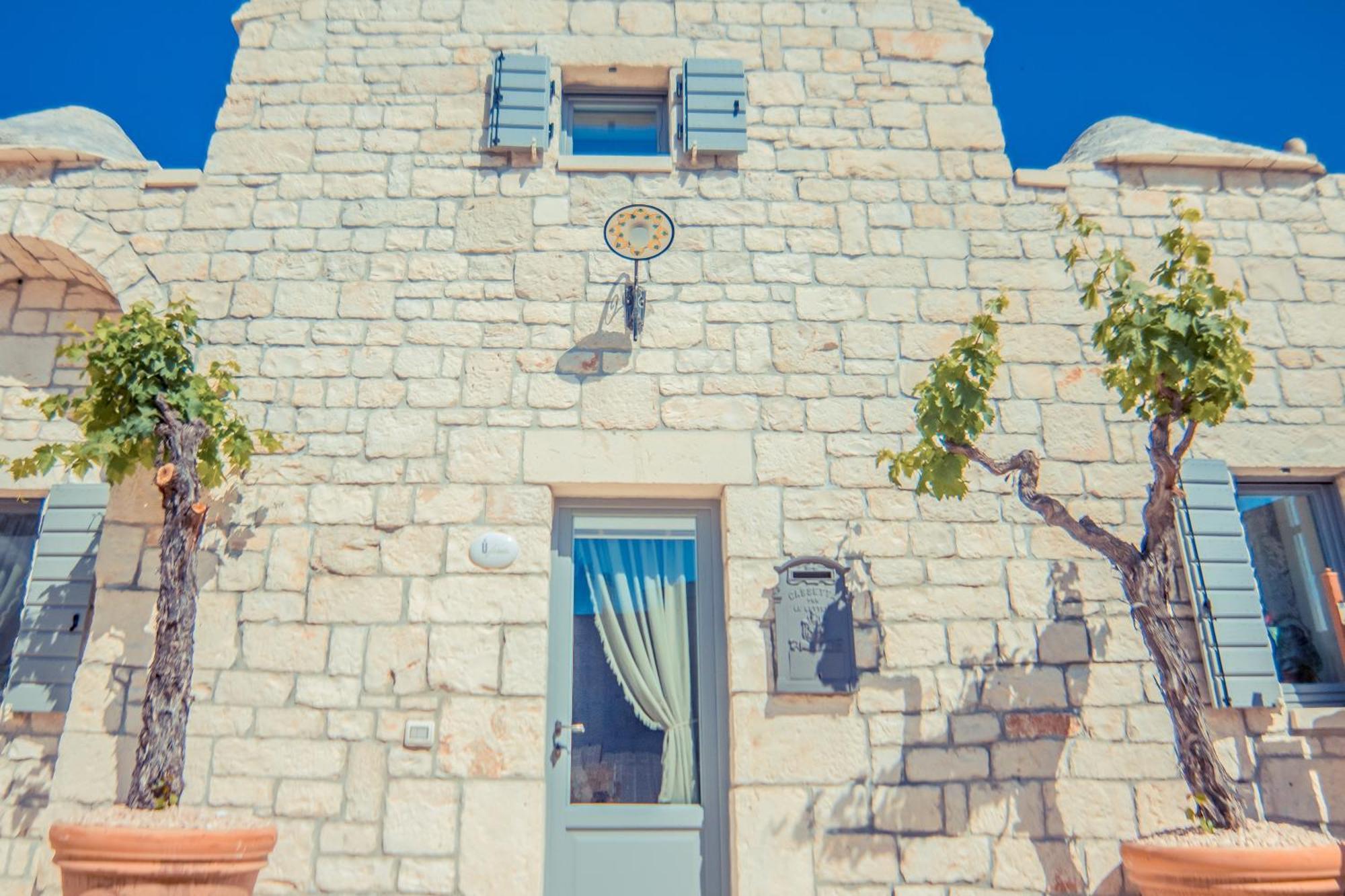 Navolte Trulli E Quiete Con Piscina Locorotondo Exterior foto