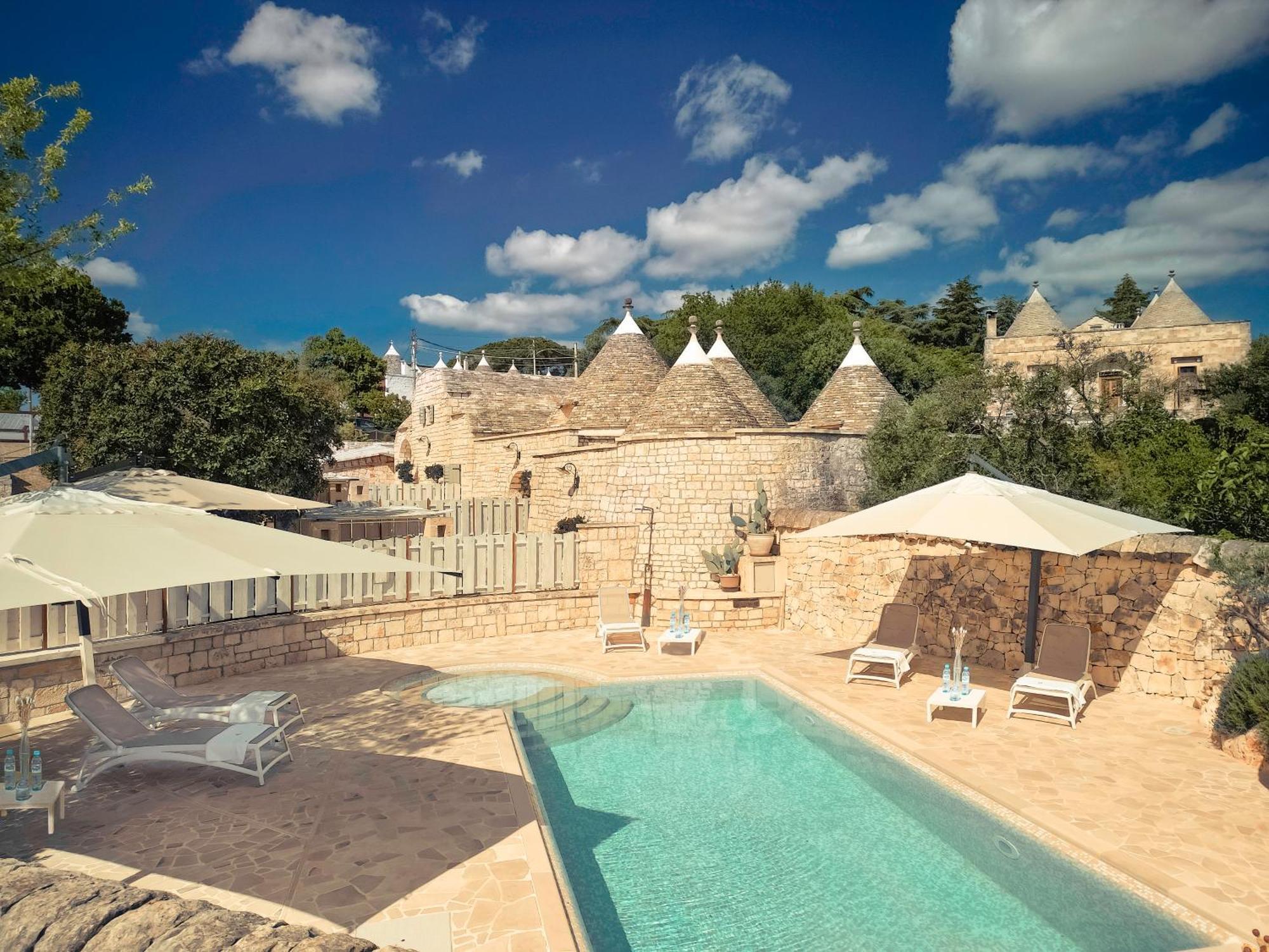 Navolte Trulli E Quiete Con Piscina Locorotondo Exterior foto
